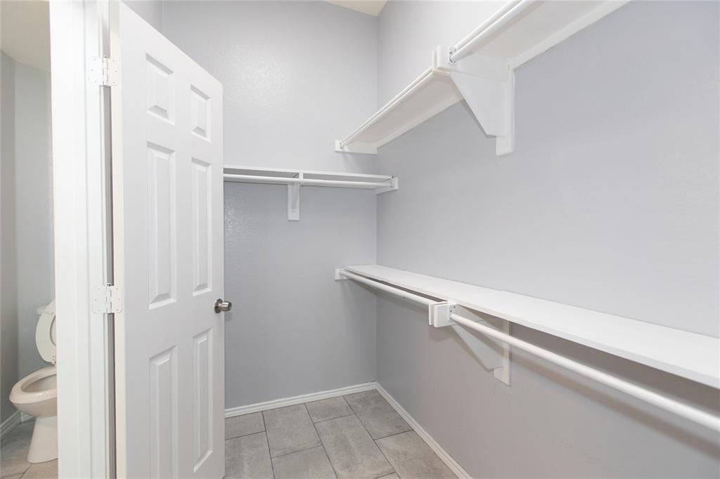 Woodbridge Ph 02d - Residential