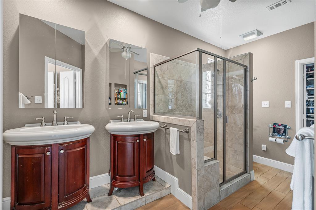 Fort Worth, Texas 76119, United States, 4 Bedrooms Bedrooms, ,4 BathroomsBathrooms,Residential,Pending,226384