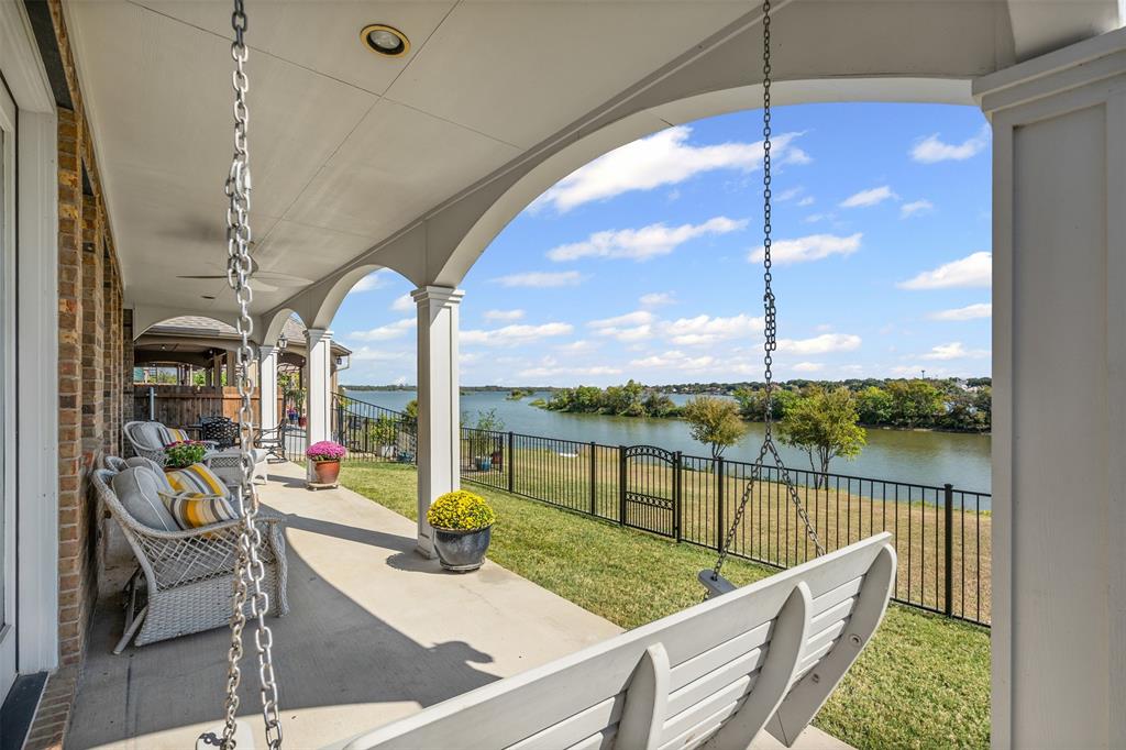 Fort Worth, Texas 76119, United States, 4 Bedrooms Bedrooms, ,4 BathroomsBathrooms,Residential,Pending,226384