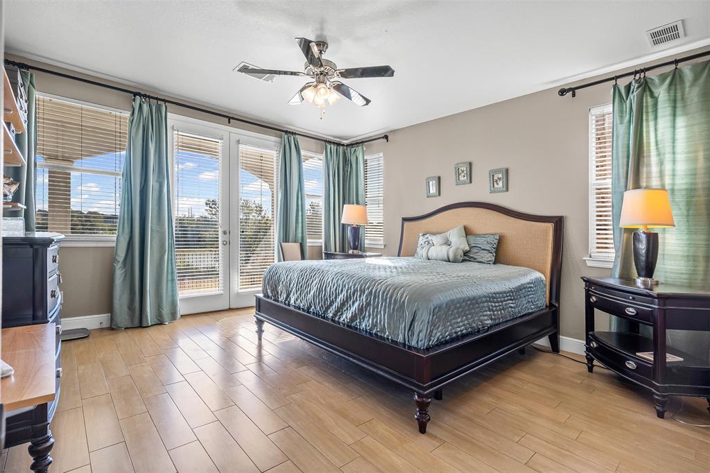 Fort Worth, Texas 76119, United States, 4 Bedrooms Bedrooms, ,4 BathroomsBathrooms,Residential,Pending,226384