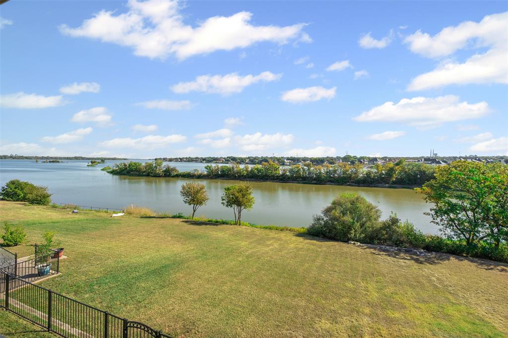 Fort Worth, Texas 76119, United States, 4 Bedrooms Bedrooms, ,4 BathroomsBathrooms,Residential,Pending,226384