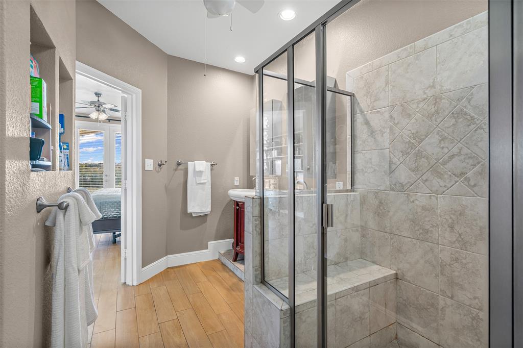 Fort Worth, Texas 76119, United States, 4 Bedrooms Bedrooms, ,4 BathroomsBathrooms,Residential,Pending,226384