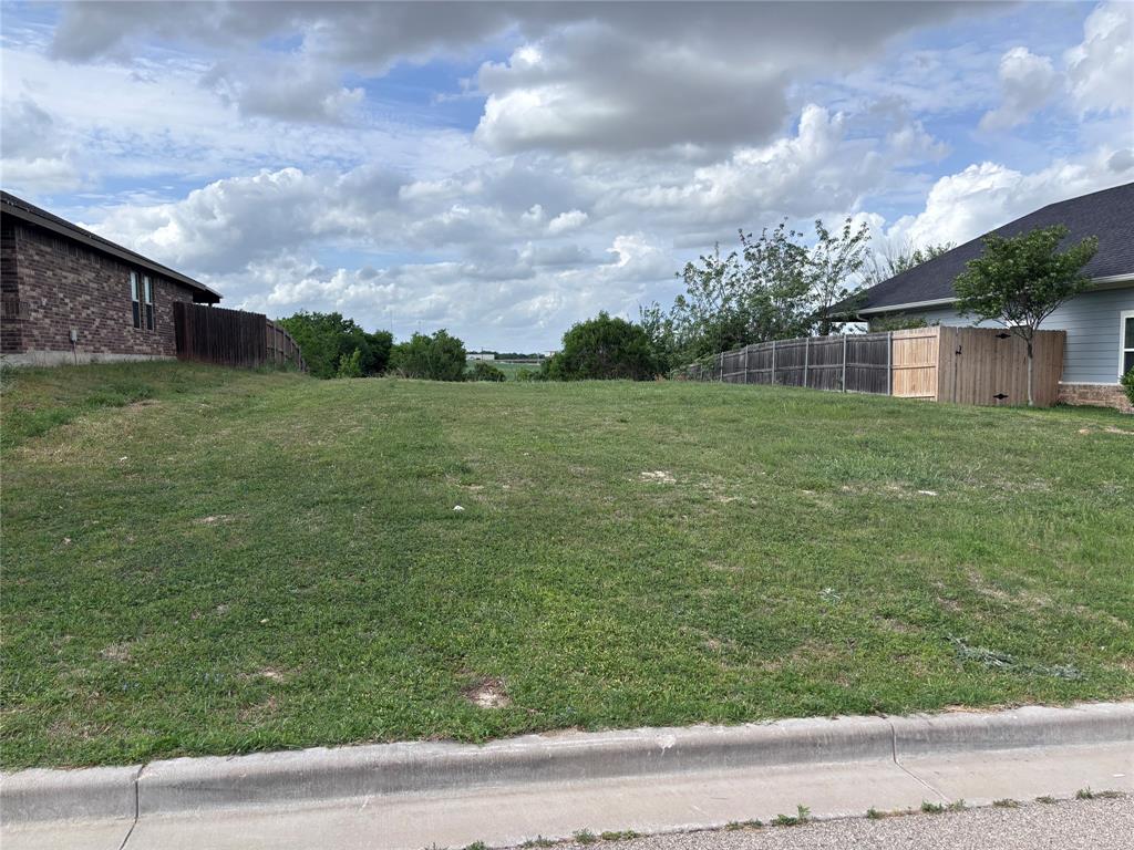 444 Paso Fino Street