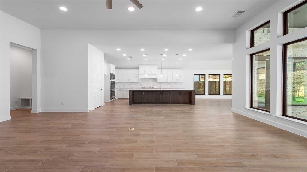 703 Spindle Court