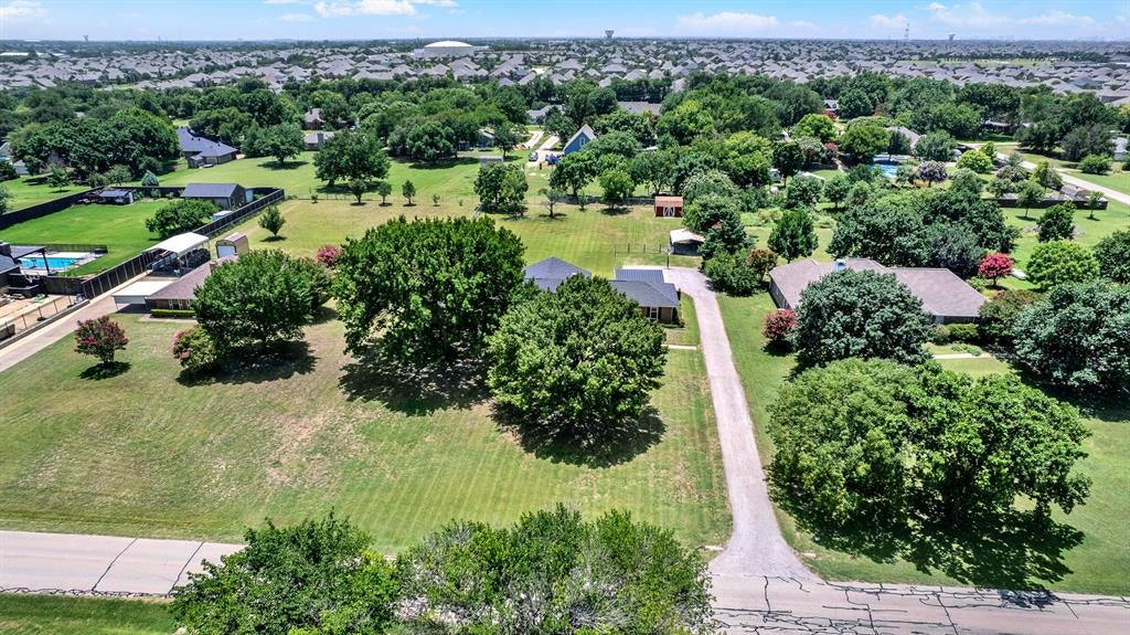 14000 Red Wood Circle N
