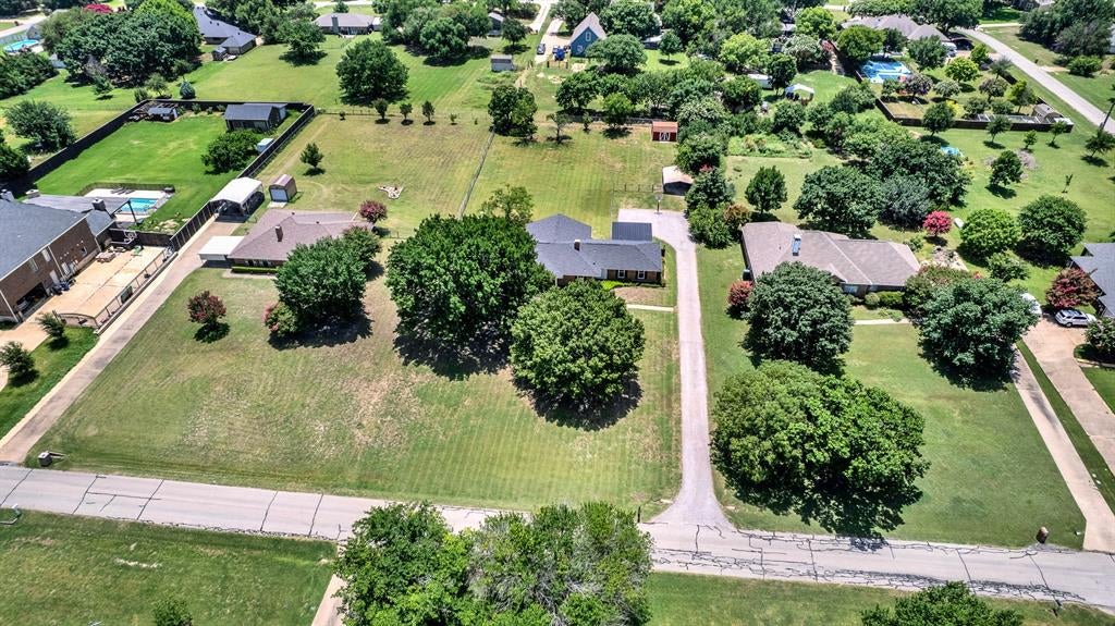 14000 Red Wood Circle N