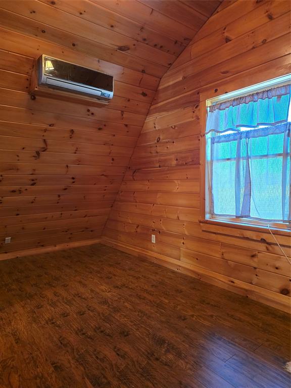 (BORSW) BONHAM RURAL SOUTHWEST - Residential