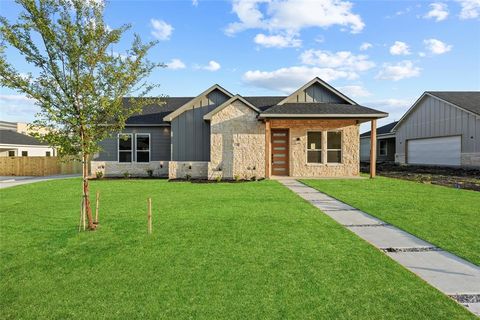 1218 Gannon Lane DeSoto TX 75115