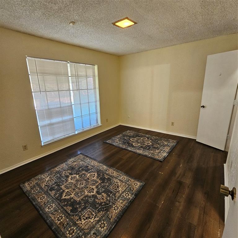 Skyline Park 02 - Residential Lease