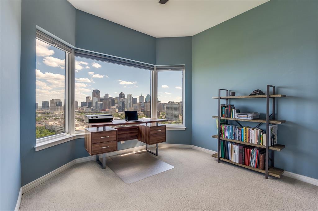 Latour Condo - Residential