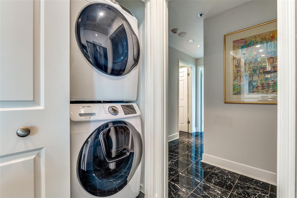 Latour Condo - Residential