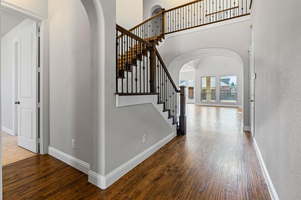 3870 White Clover Lane