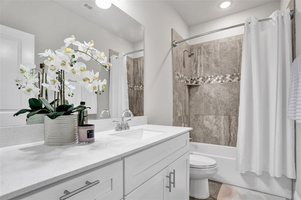 Wade Settlement Ph One - Residential Lease