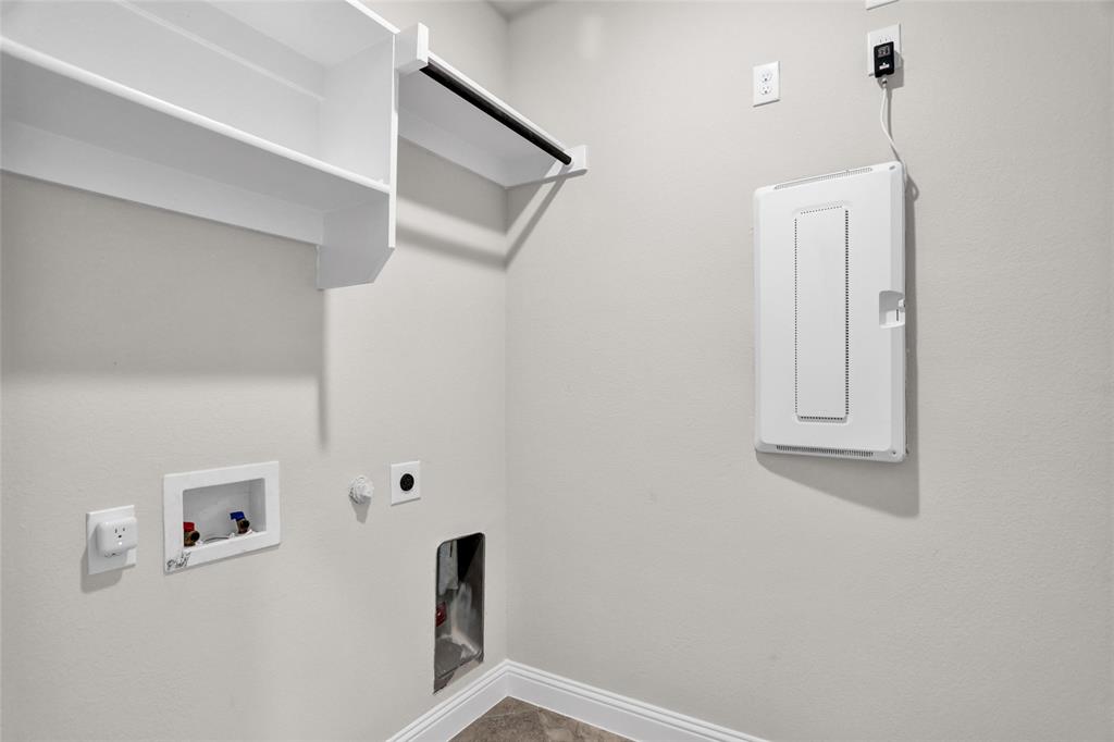 Wade Settlement Ph One - Residential Lease