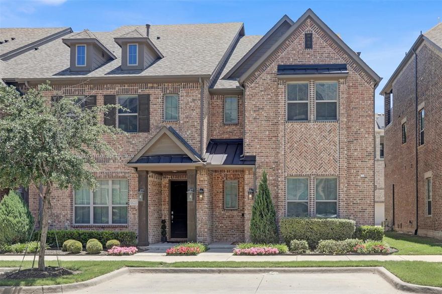 Welcome to this stunning townhome in the Wade Settlement community, located in top rated Frisco ISD! Featuring brand new carpet and fresh paint. This 3 bed, 3.5 bath home offers a modern kitchen with granite countertops, an attached 2 car garage, and abundant natural light throughout. The third floor boasts a spacious game room with a walk out balcony, perfect for relaxing or entertaining. Just minutes from DNT and Hwy 121, with easy access to Legacy West, The Star, and premier dining and shopping. This move in ready home combines style, space, and a prime location—don’t miss it!