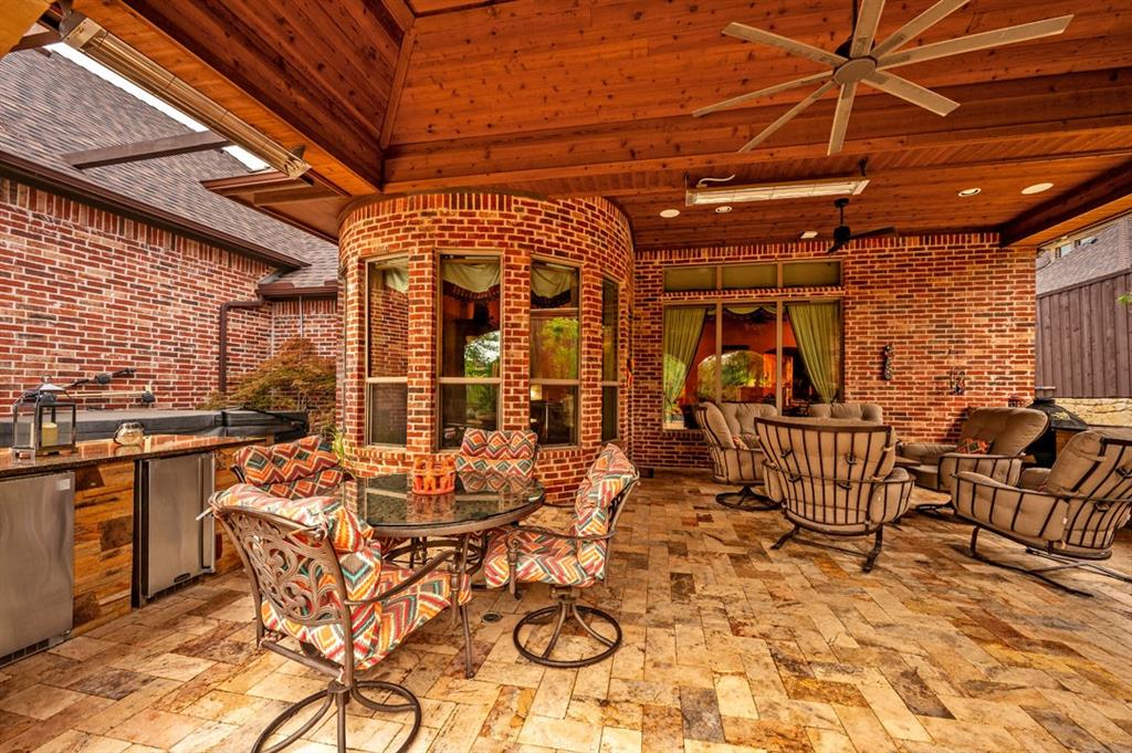 1000 Warren Drive