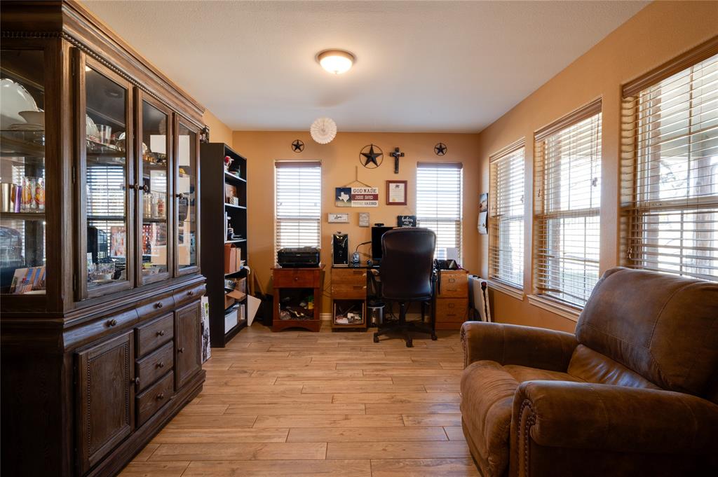 Logsdon Jo - Residential