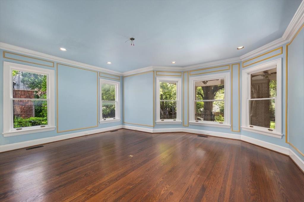 Chamberlain Arlington Heights 1st - Residential