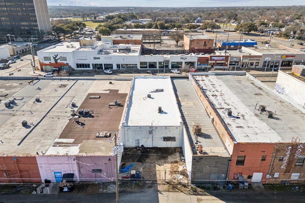 Dallas Land & Loan 02 - Commercial Sale
