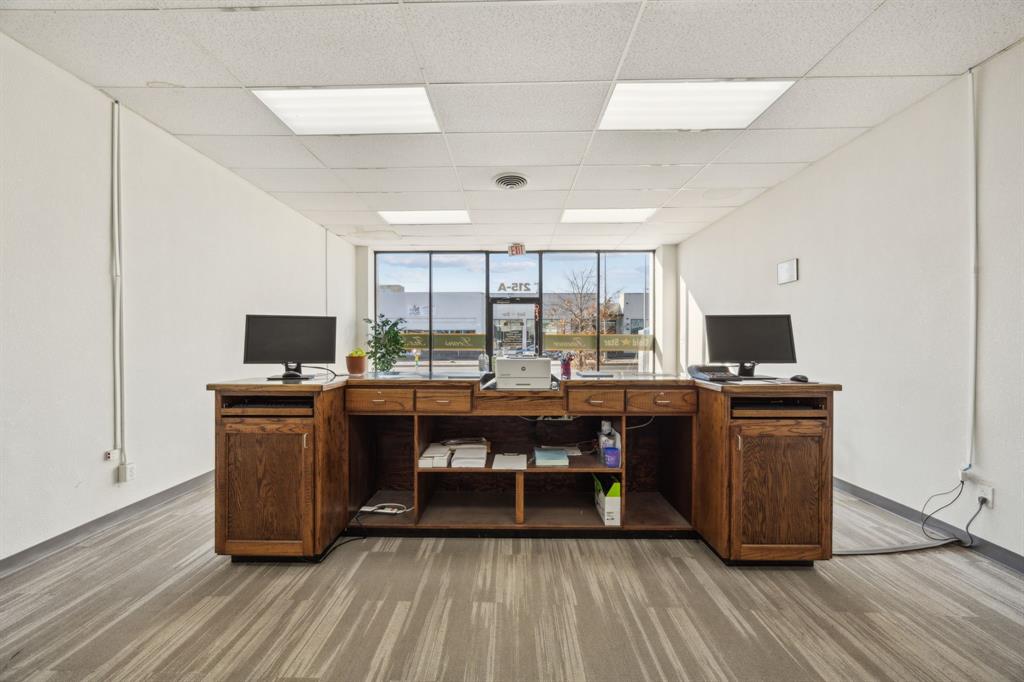 Dallas Land & Loan 02 - Commercial Sale