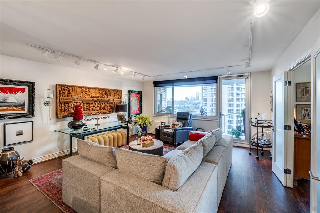 3883 Turtle Creek Boulevard 909