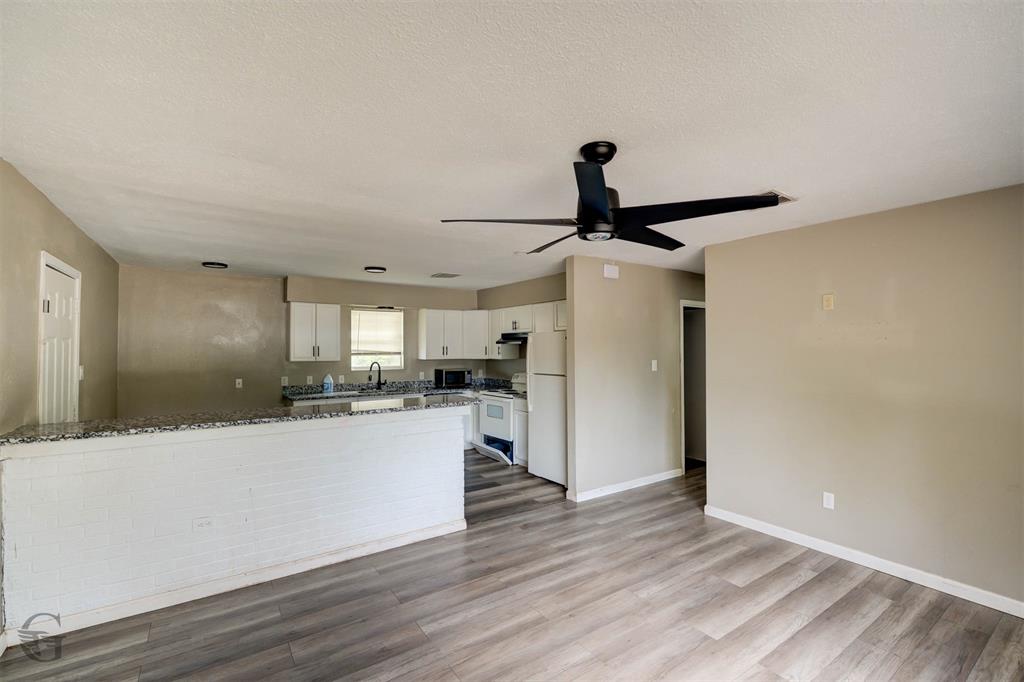 Southern Terrace 01 - Residential