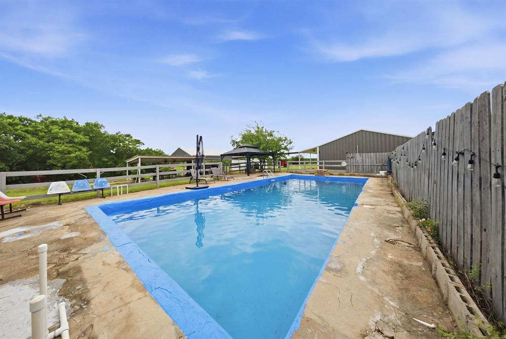 A1252 CHADWICK JOSEPH M - Residential