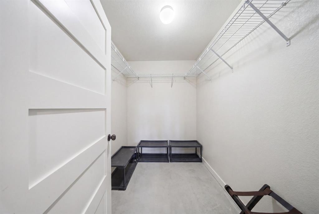 A1252 CHADWICK JOSEPH M - Residential