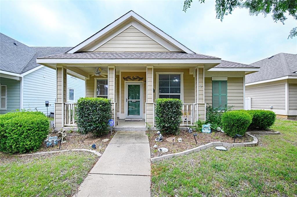 Creek Village At Providence - Residential