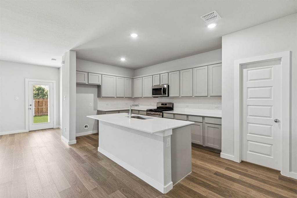 Lakehaven - Residential