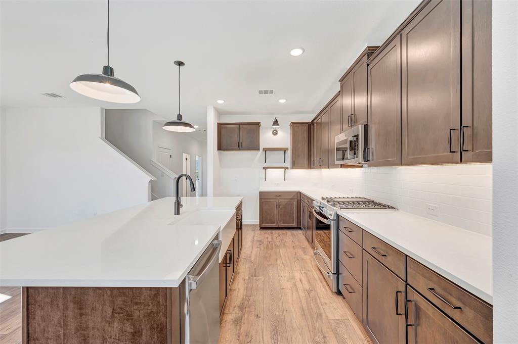 Rolling Ridge - Residential