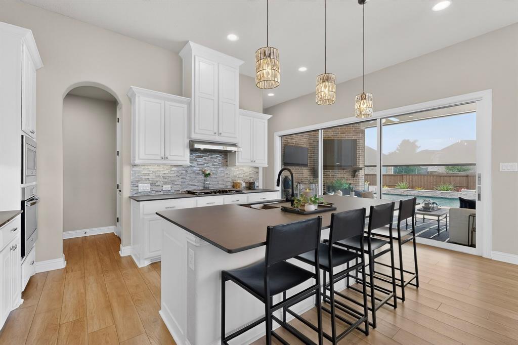 1120 Pianzola Way