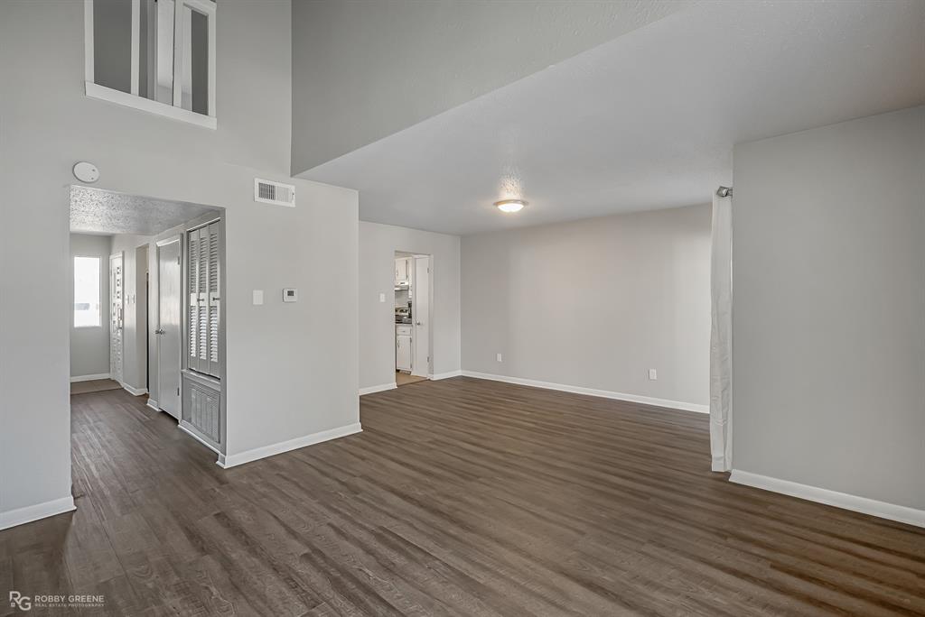 Shreveport, Louisiana 71107, United States, 2 Bedrooms Bedrooms, ,2 BathroomsBathrooms,Residential,Pending,50349