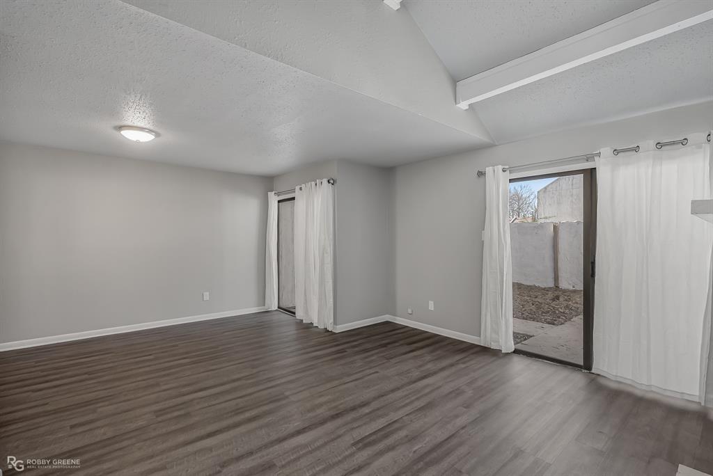 Shreveport, Louisiana 71107, United States, 2 Bedrooms Bedrooms, ,2 BathroomsBathrooms,Residential,Pending,50349