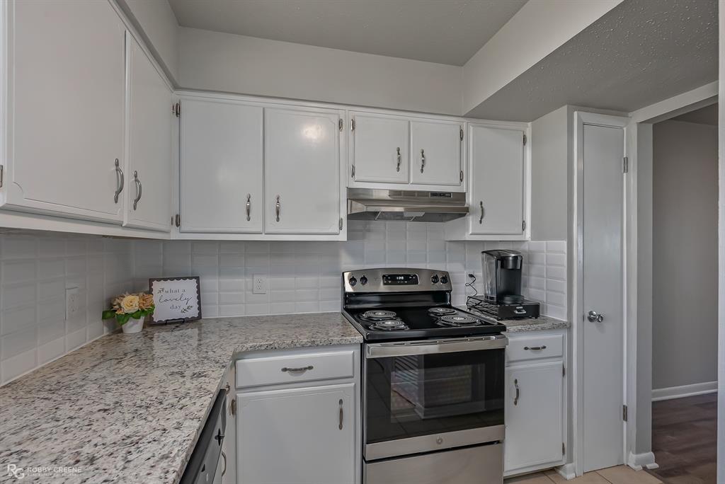 Shreveport, Louisiana 71107, United States, 2 Bedrooms Bedrooms, ,2 BathroomsBathrooms,Residential,Pending,50349