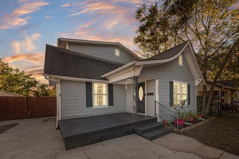 Tiny photo for 2734 Wilton Avenue, Dallas, TX 75211 (MLS # 21101145)