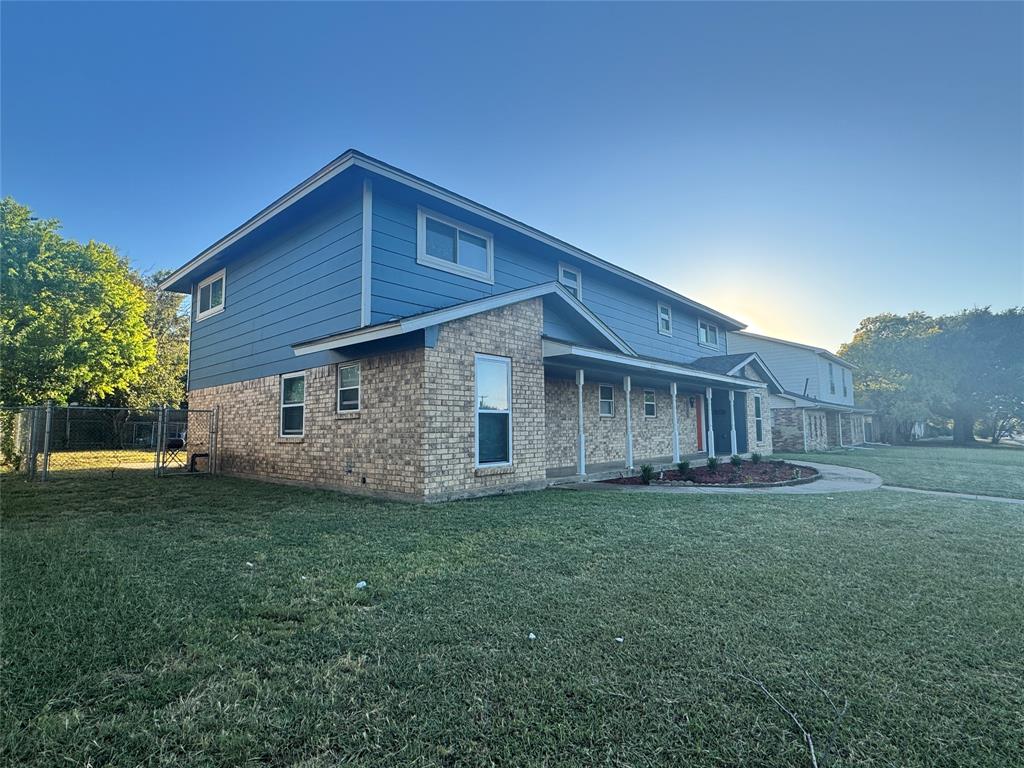 11358 Quail Run Street 338 & 340