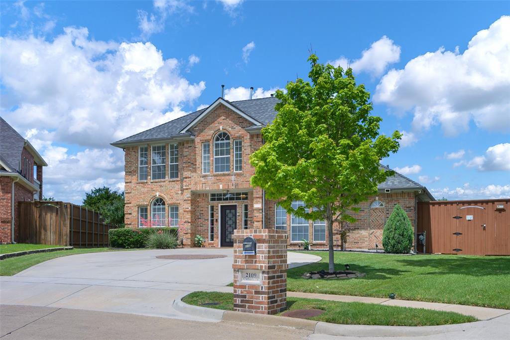 2109 Cliffside Drive