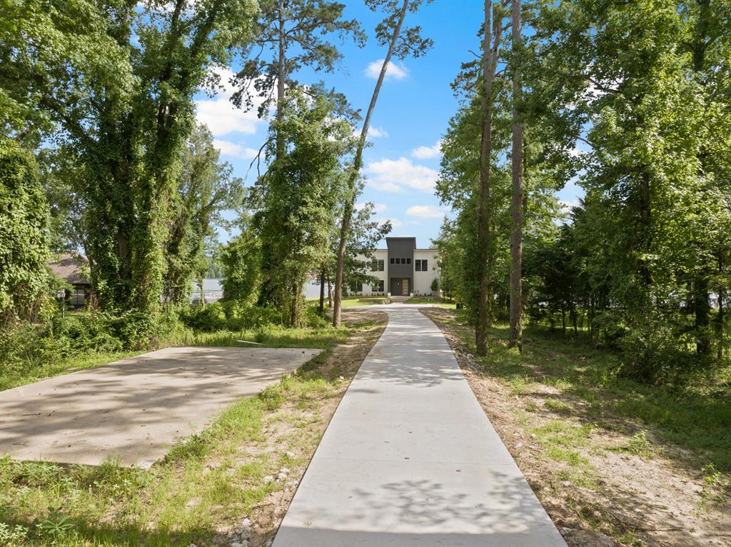 331 W Eagle Point