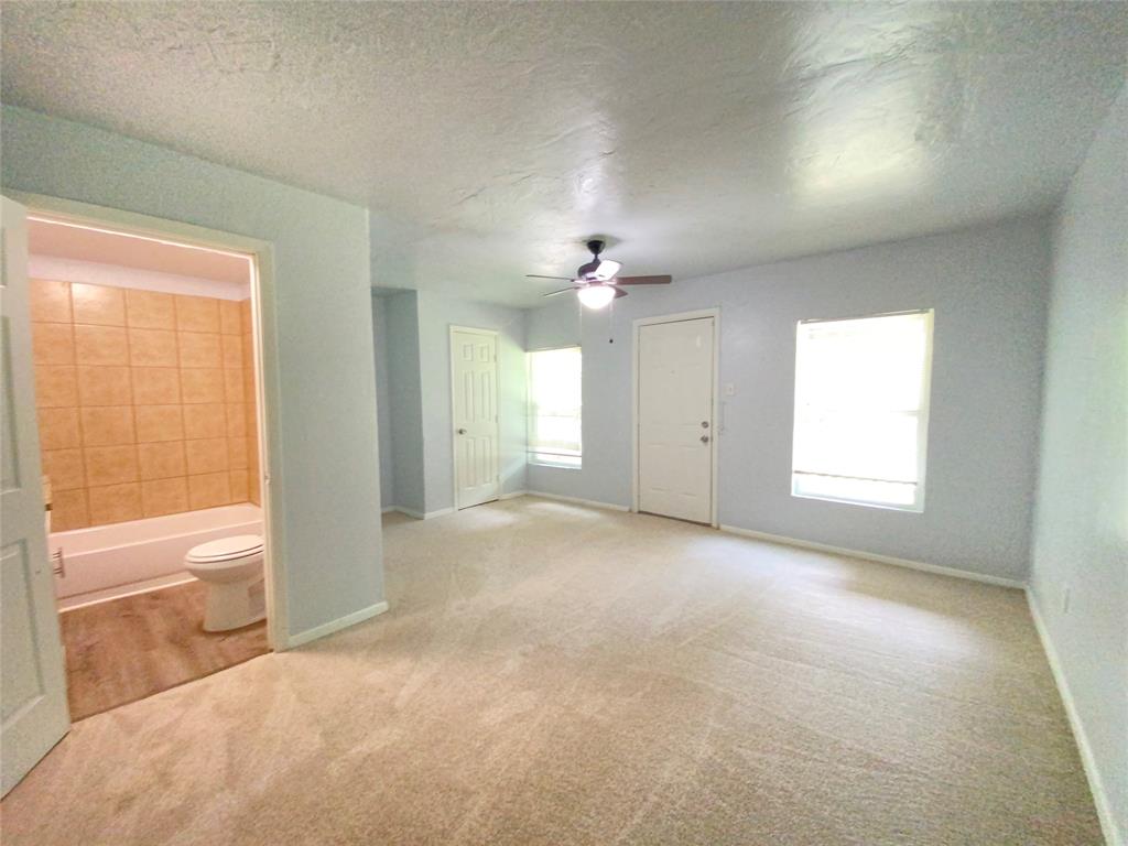 Chamberlain Arlington Heights 1st - Residential Lease