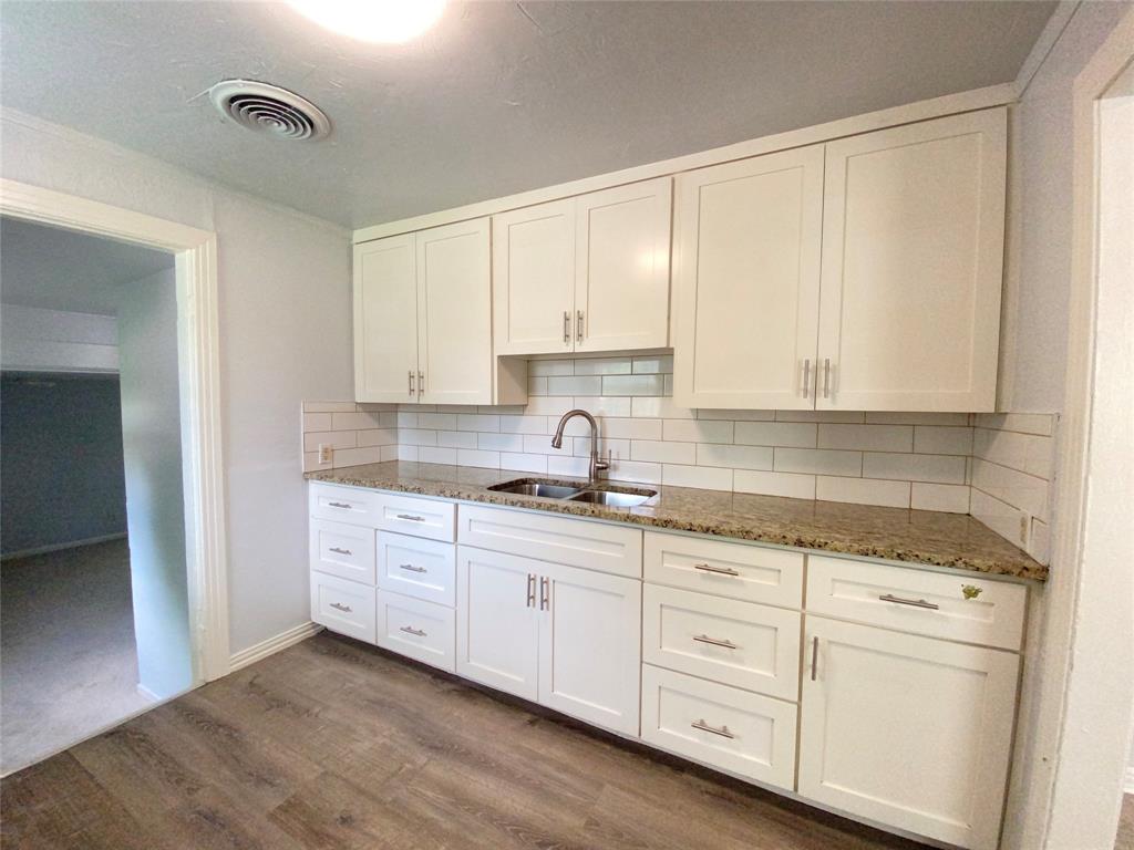 Chamberlain Arlington Heights 1st - Residential Lease