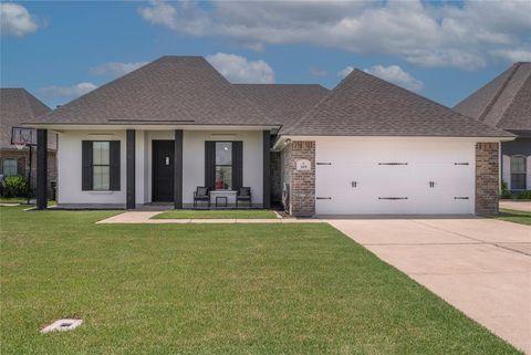 A home in Benton