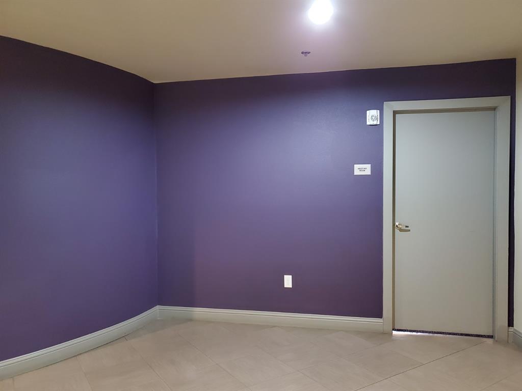 1100 Trinity Mills Condo - Residential