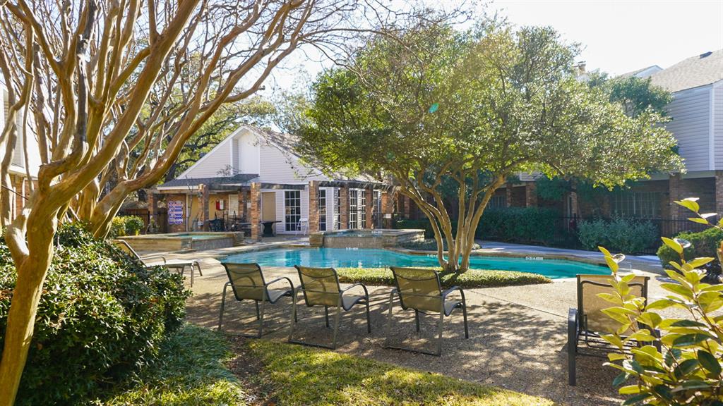 Richland Park Apt-Westchase Condo - Residential