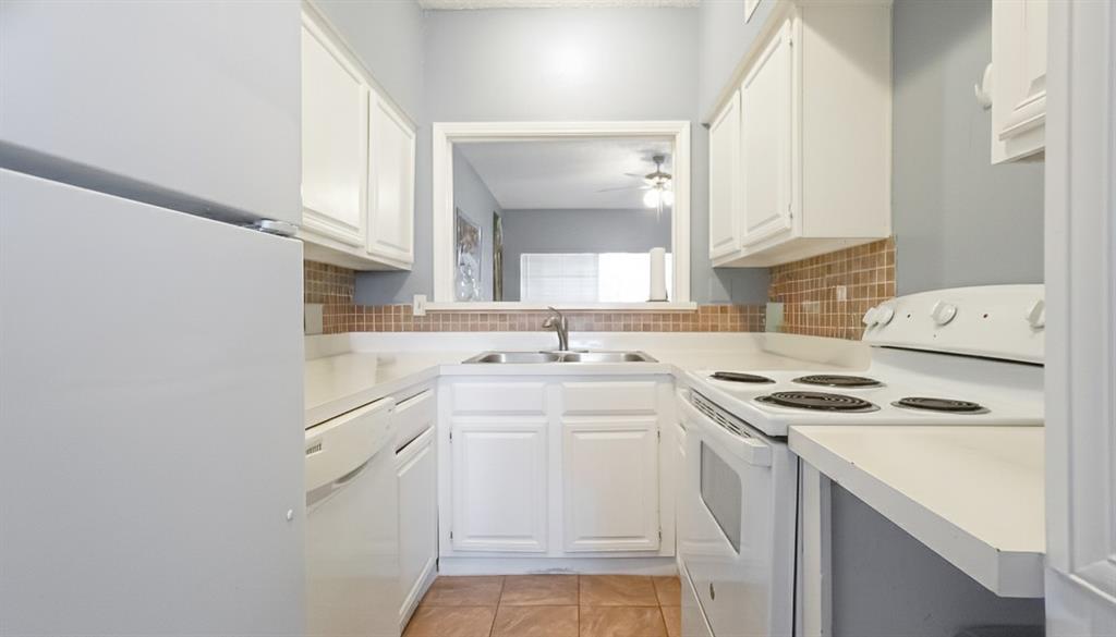 Richland Park Apt-Westchase Condo - Residential