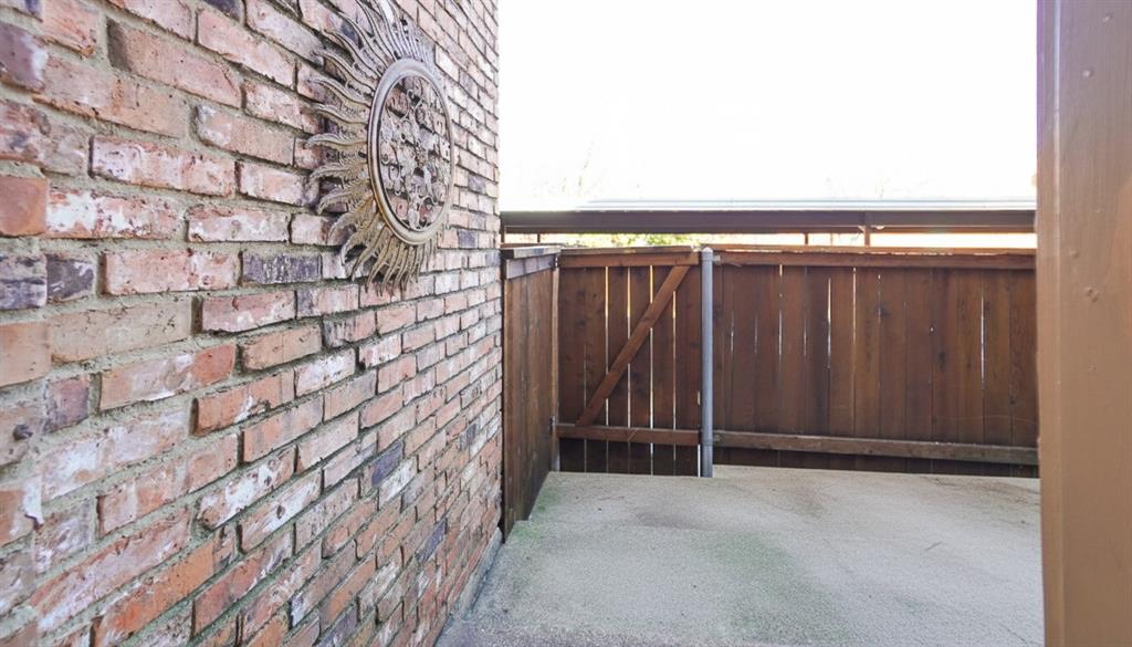 Richland Park Apt-Westchase Condo - Residential