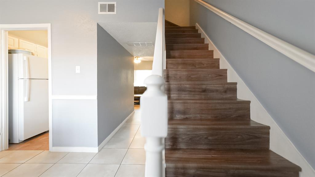 Richland Park Apt-Westchase Condo - Residential