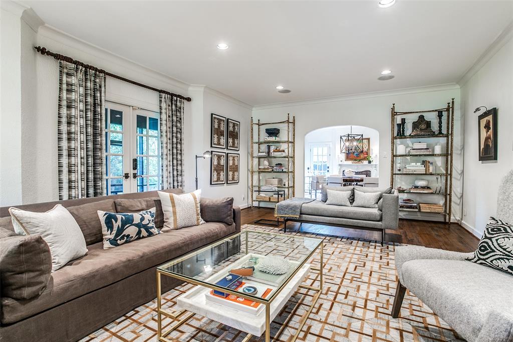 Country Club Estates - Residential