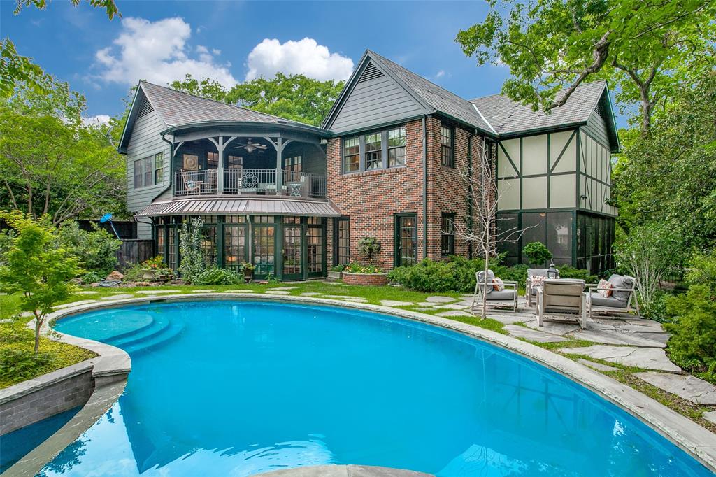 Country Club Estates - Residential