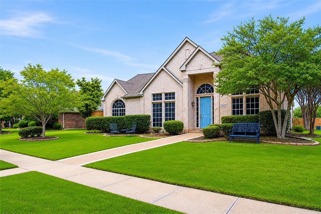 512 Wellington Road